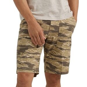 Wrangler Free To Stretch Camden Mens Utility Camo Shorts 30 Outdoor Camping Hike